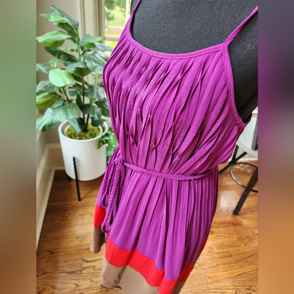 Gorgeous Andree dress size L - Picture 2 of 3